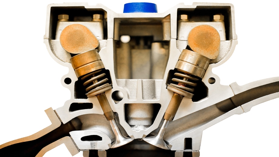 انژکتور شوی مناسب خودروهای دوگانه‌سوز؛ راهنمای جامع انتخاب و نگهداری موتور